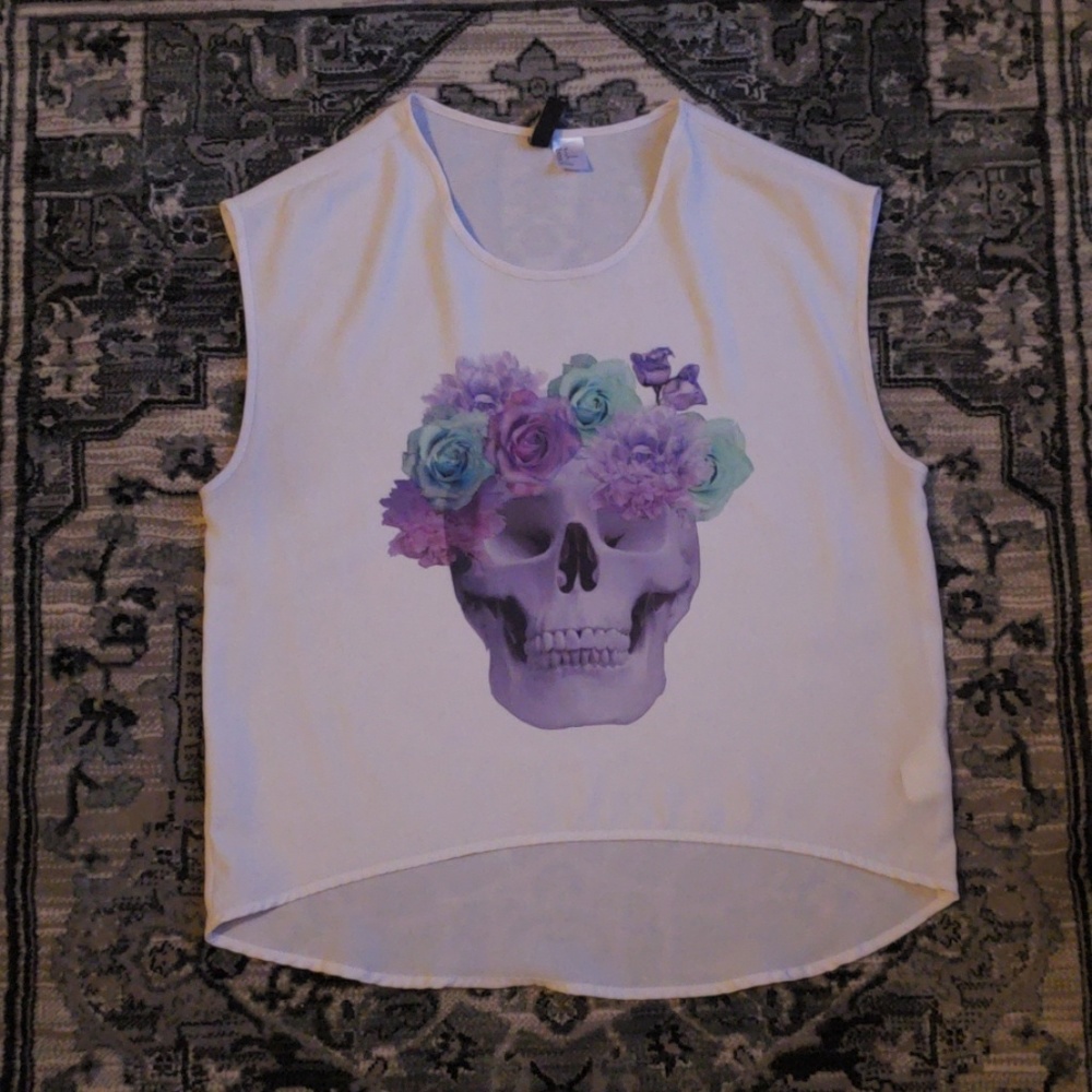 Skull blouse